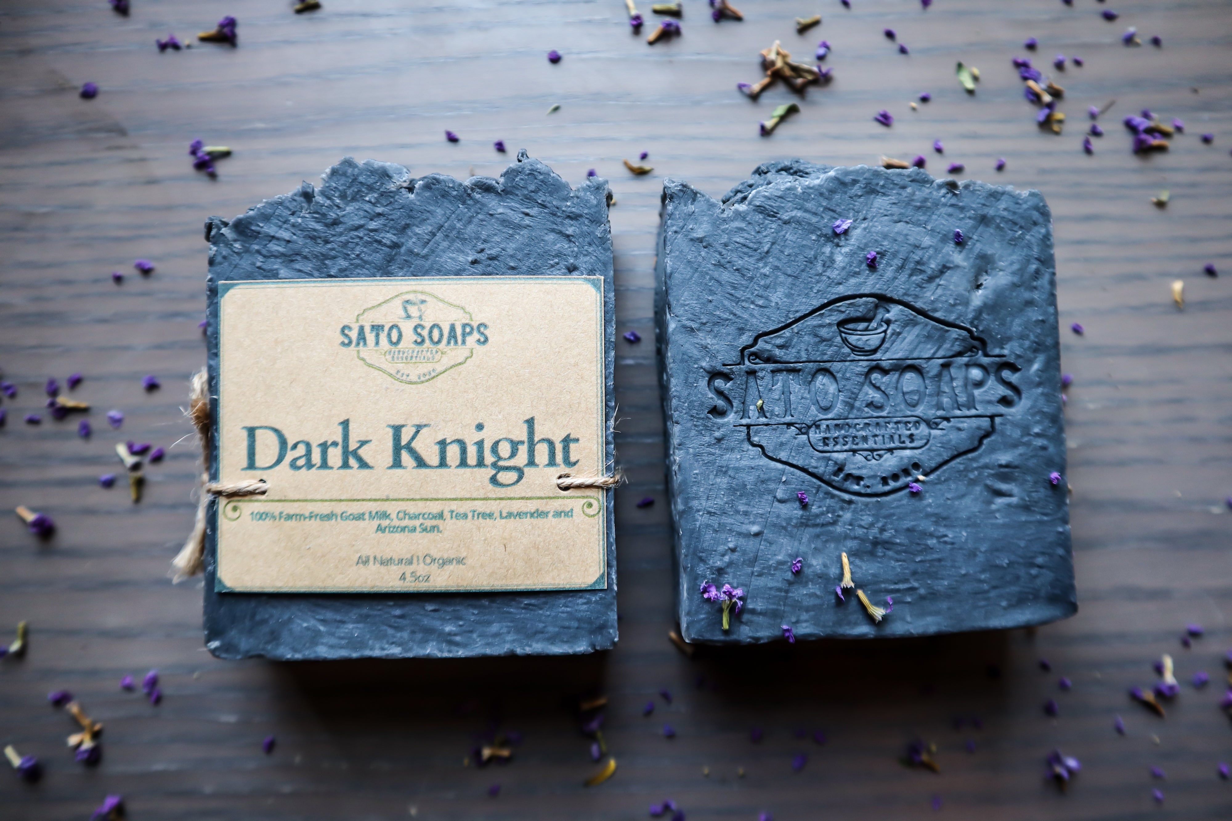 Dark Knight Luxurious Detox Bar (Goats milk, Charcoal, Tea tree and Lavender)