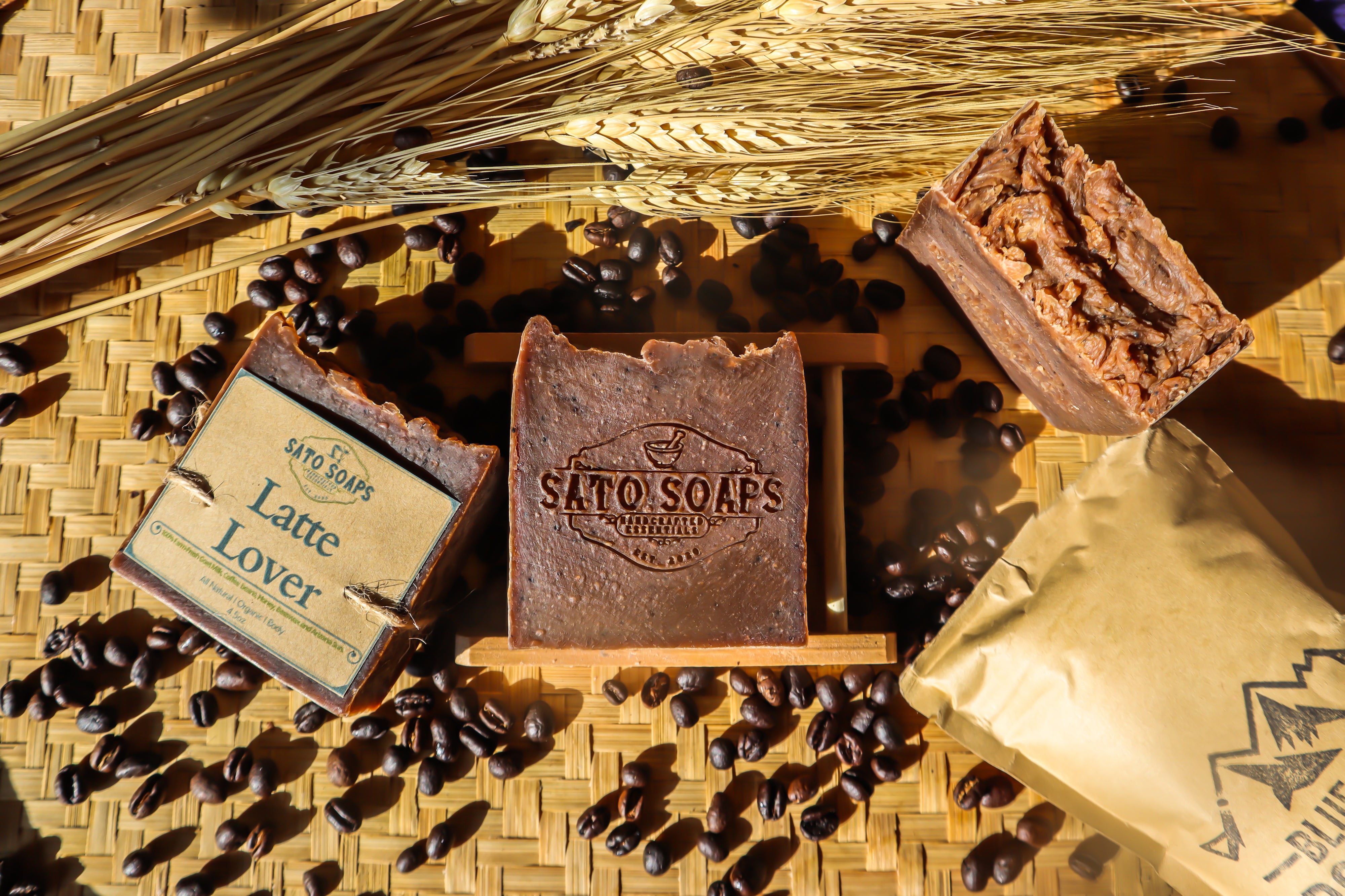 Latte Lover (Goats Milk and Coffee Moisturizing Body Bar)